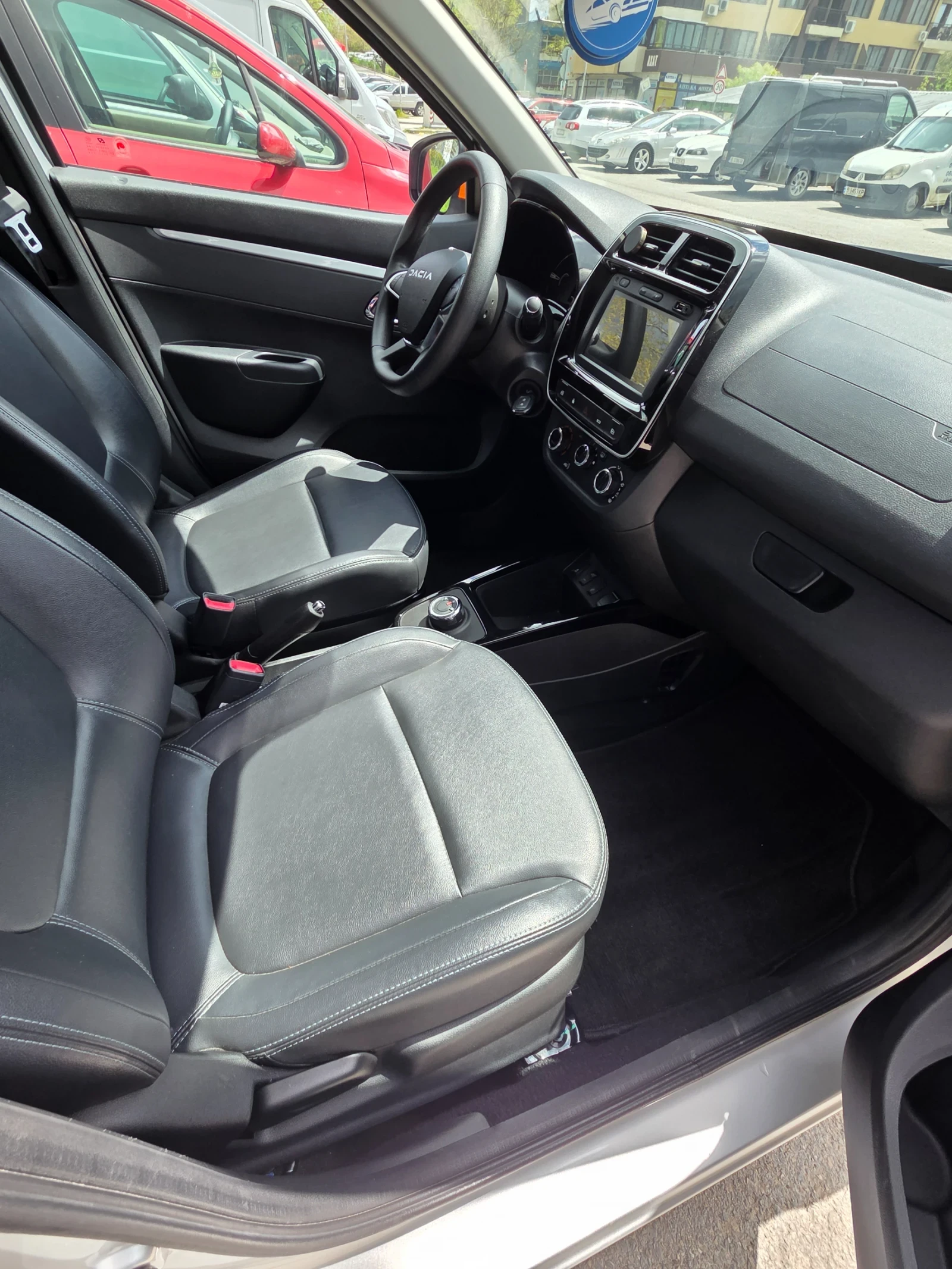 Dacia Spring, снимка 9 - Автомобили и джипове - 54573426