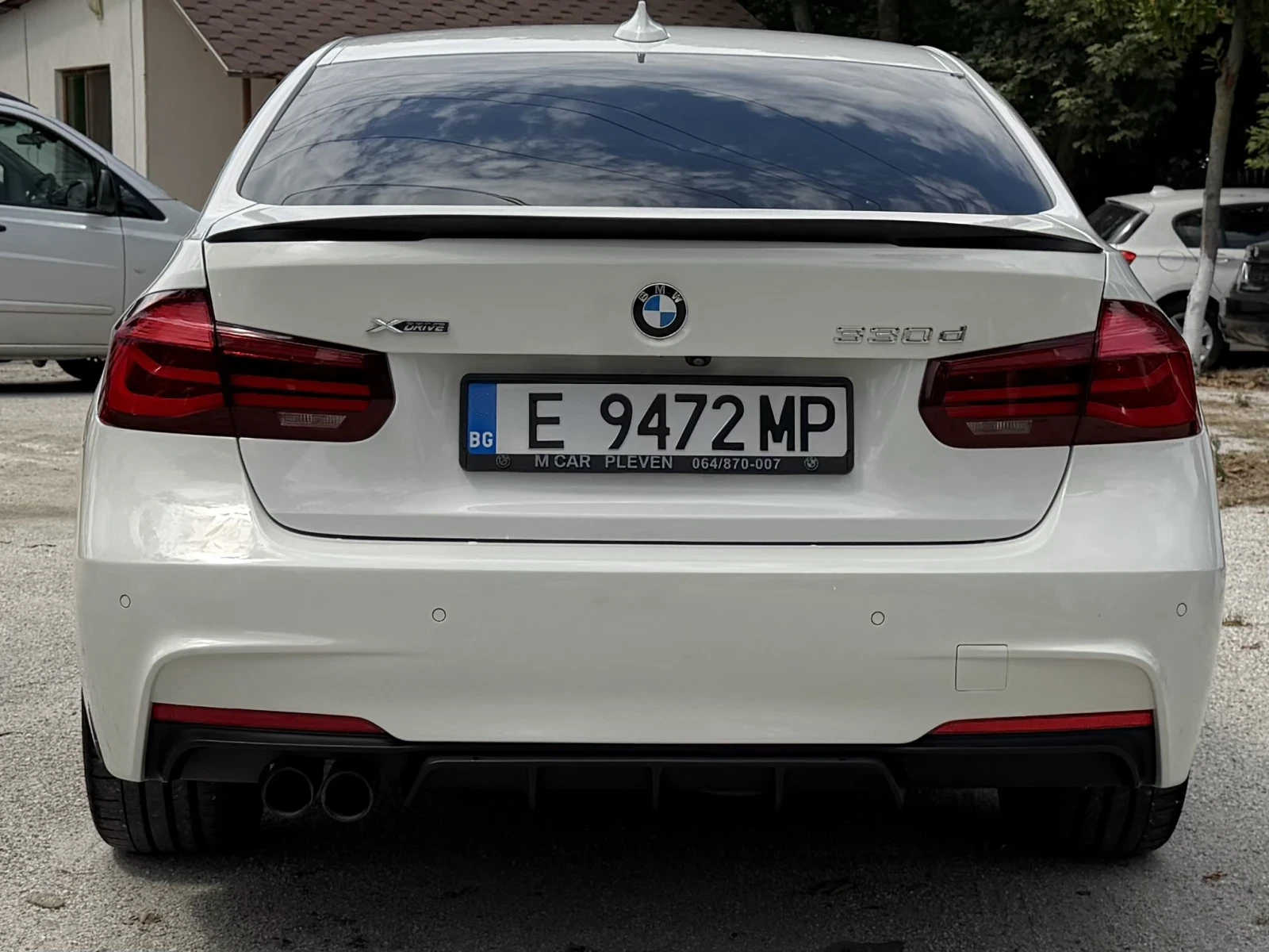 BMW 330 Xdrive/Mpack/105.000km, снимка 4 - Автомобили и джипове - 54868190