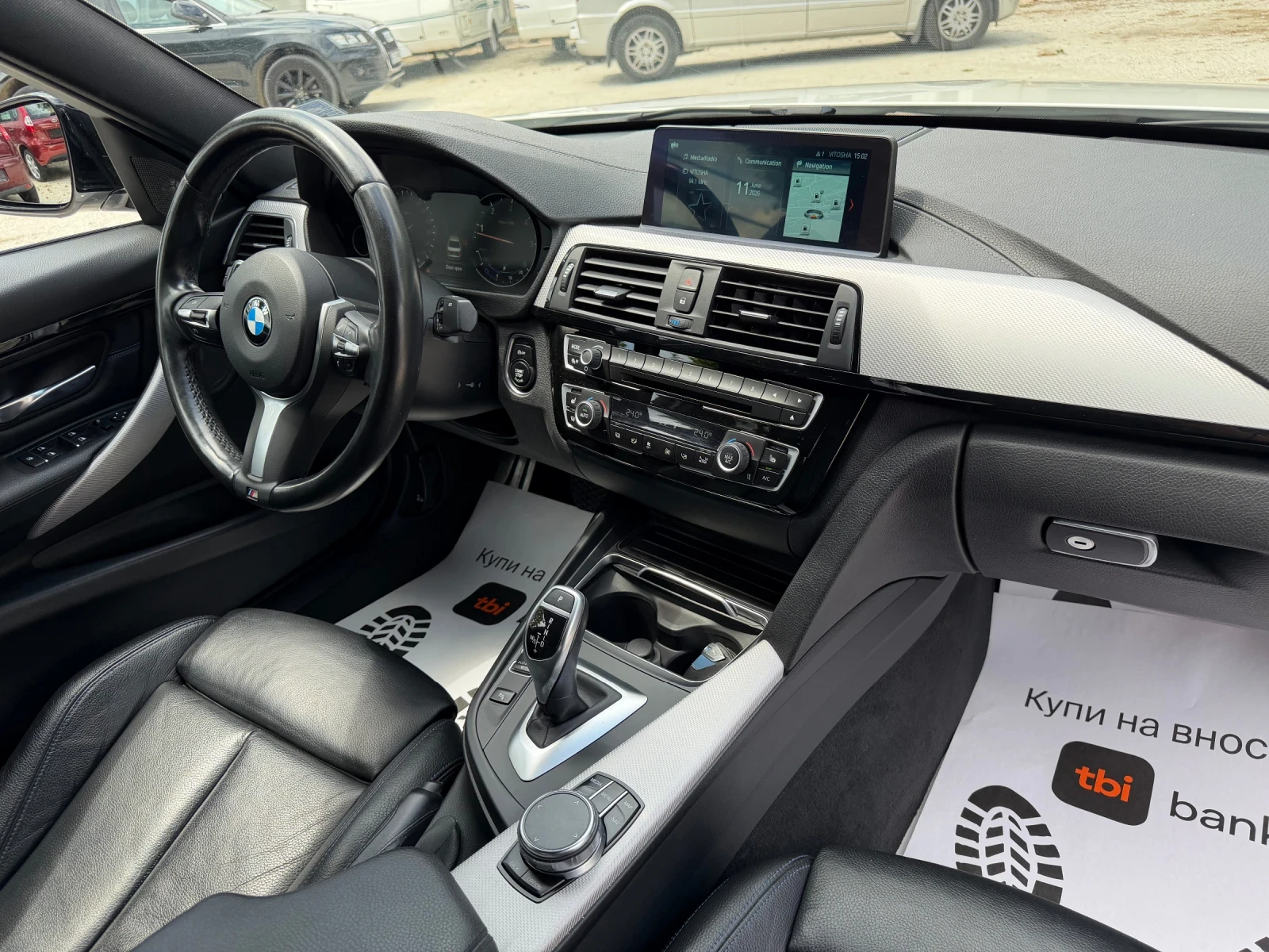 BMW 330 Xdrive/Mpack/105.000km, снимка 17 - Автомобили и джипове - 54868190