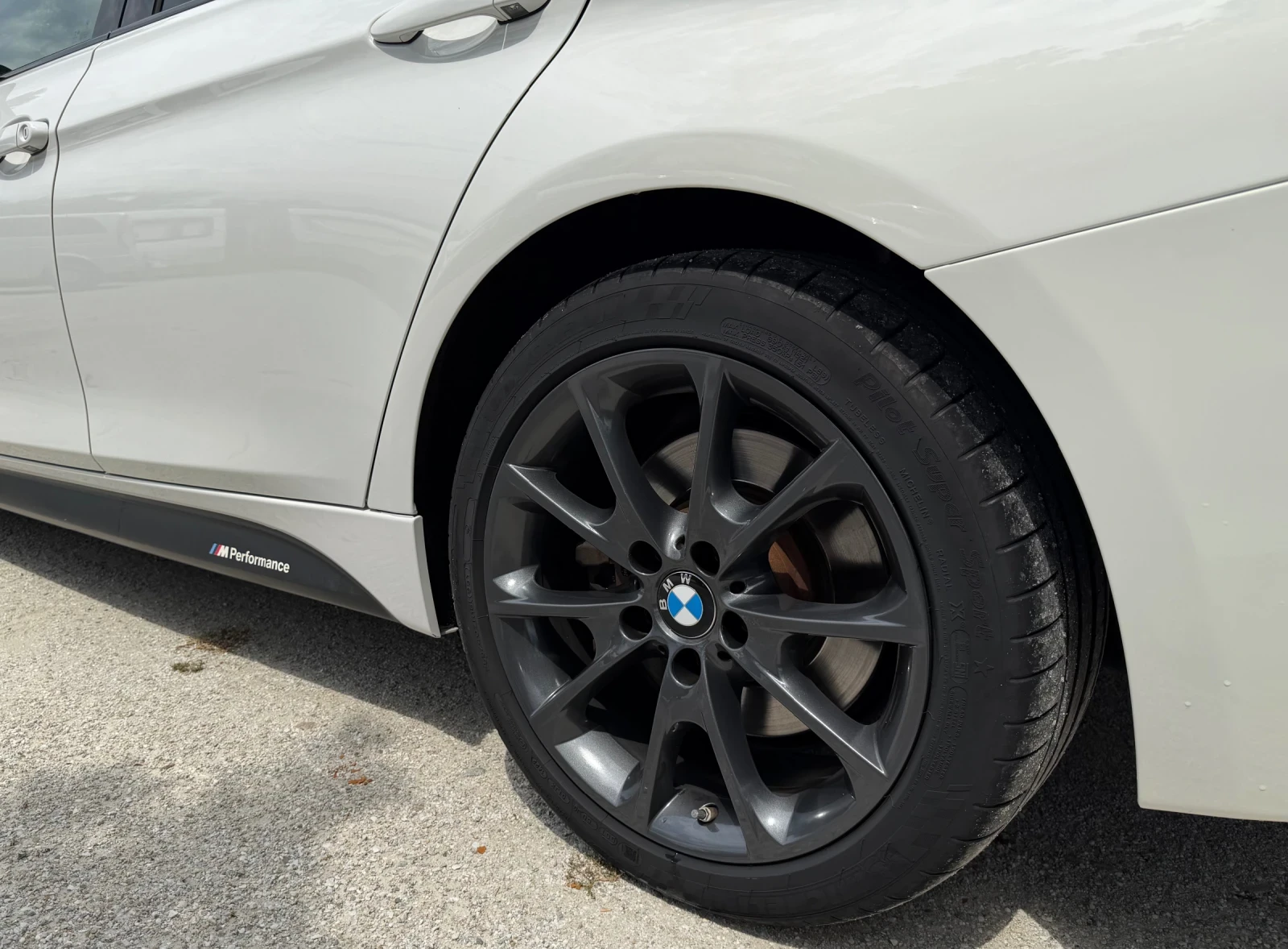BMW 330 Xdrive/Mpack/105.000km, снимка 7 - Автомобили и джипове - 54868190