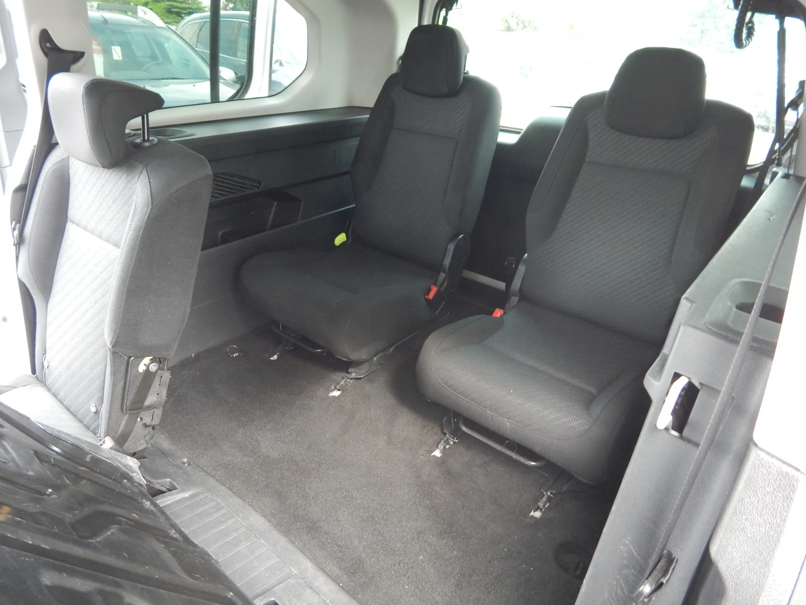 Peugeot Rifter 1.5HDI* MAXI* 7места* , снимка 15 - Автомобили и джипове - 54931739