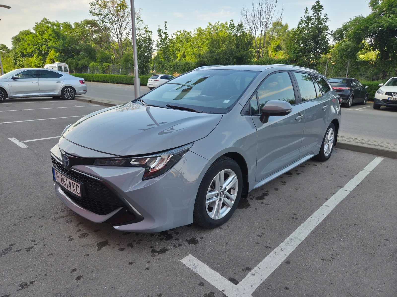 Toyota Corolla Touring Sports , снимка 8 - Автомобили и джипове - 55166653