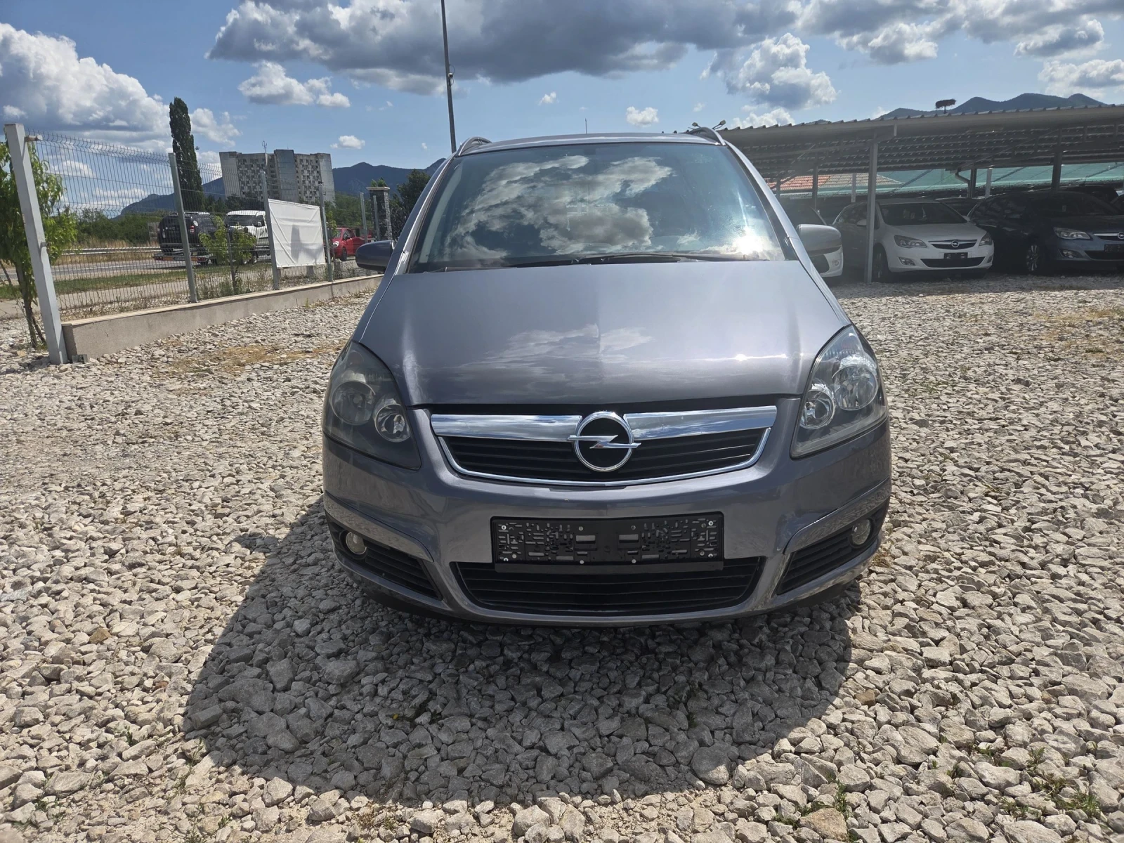 Opel Zafira 1.9* klima* внос Италия* , снимка 2 - Автомобили и джипове - 55185700