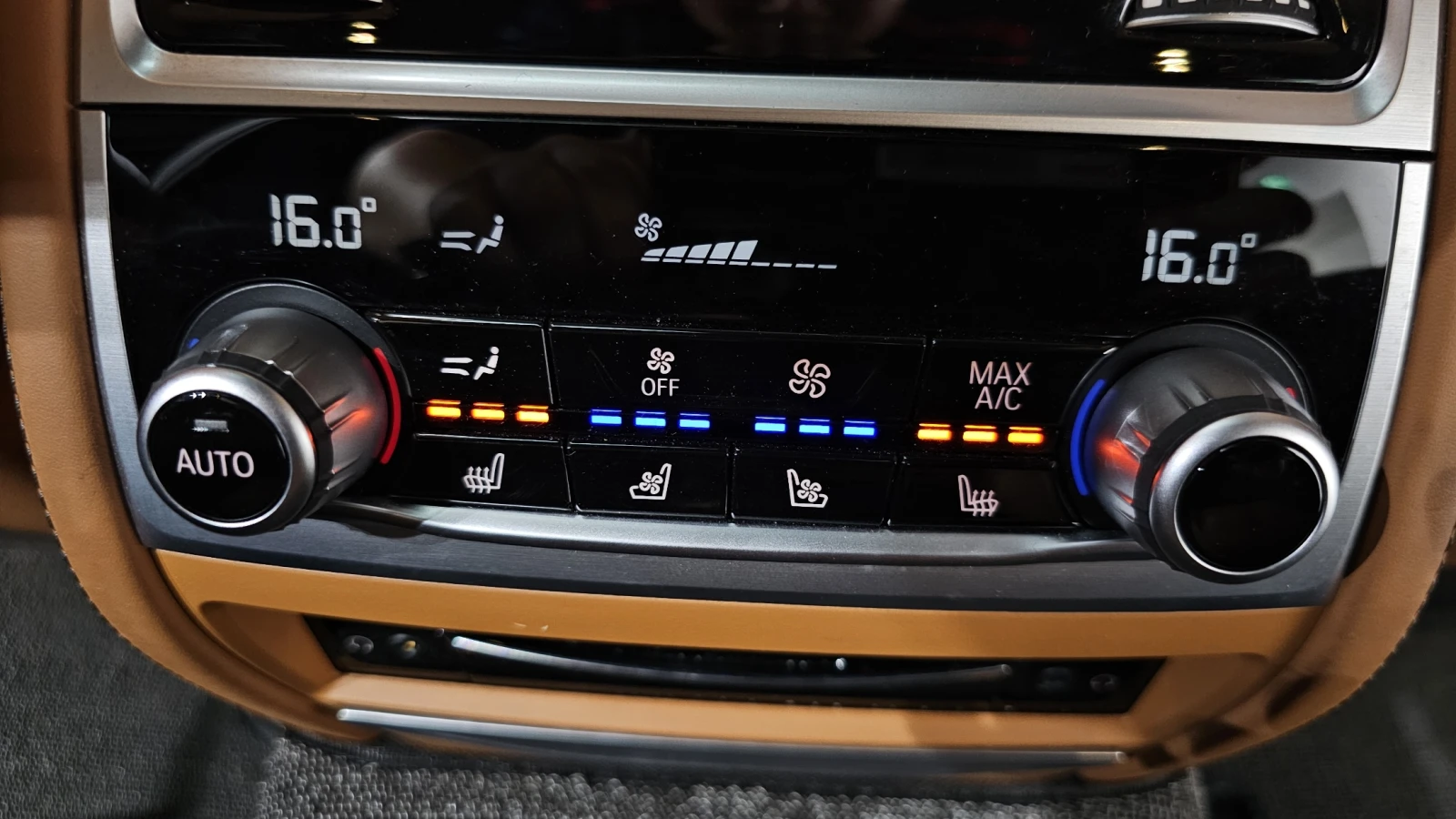 BMW 730 730Ld* HARMAN KARDON* HUD* BLIND SPOT* 360* КРАЙНА, снимка 15 - Автомобили и джипове - 55336572