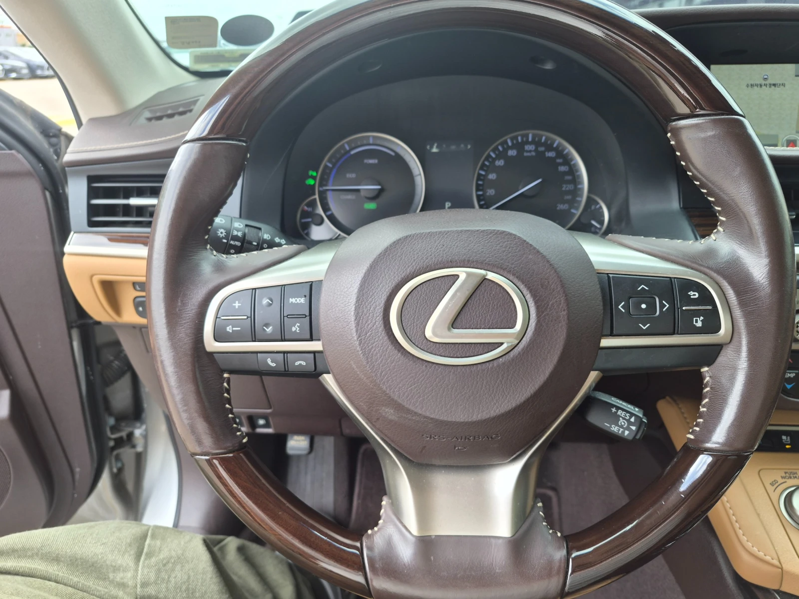 Lexus ES ���* ������ ���� | Mobile.bg � ����������� 9