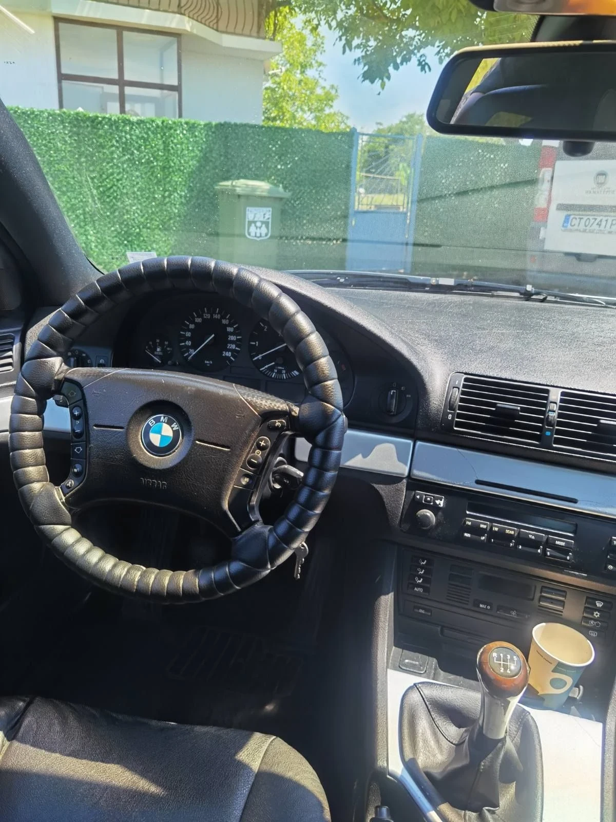 BMW 525, снимка 13 - Автомобили и джипове - 55788703