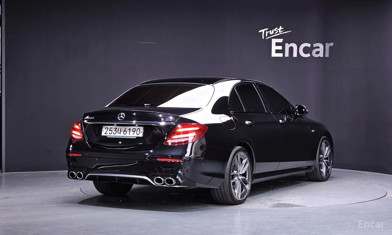 Mercedes-Benz E 53 AMG 4MATIC+ BURMESTER* ОБДУХВАНЕ* LANE* ASSIST* , снимка 2 - Автомобили и джипове - 55901915
