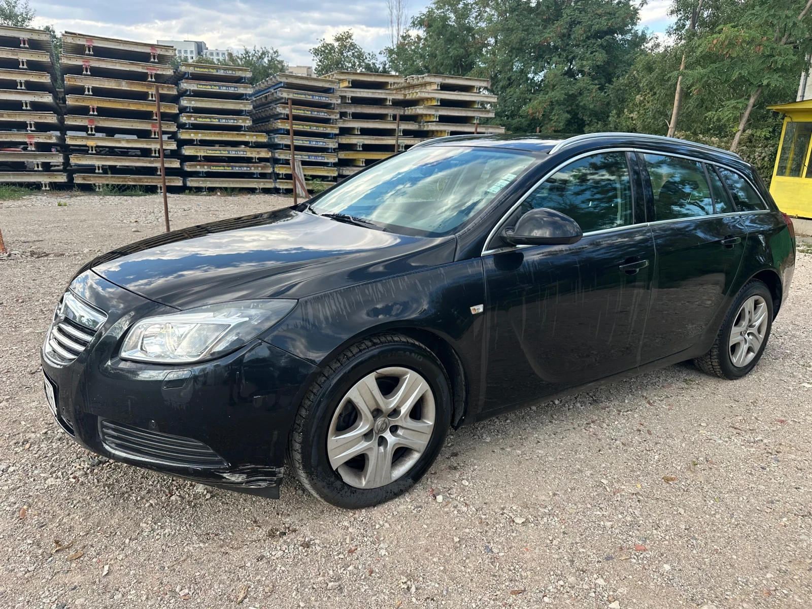 Opel Insignia, снимка 8 - Автомобили и джипове - 55944482