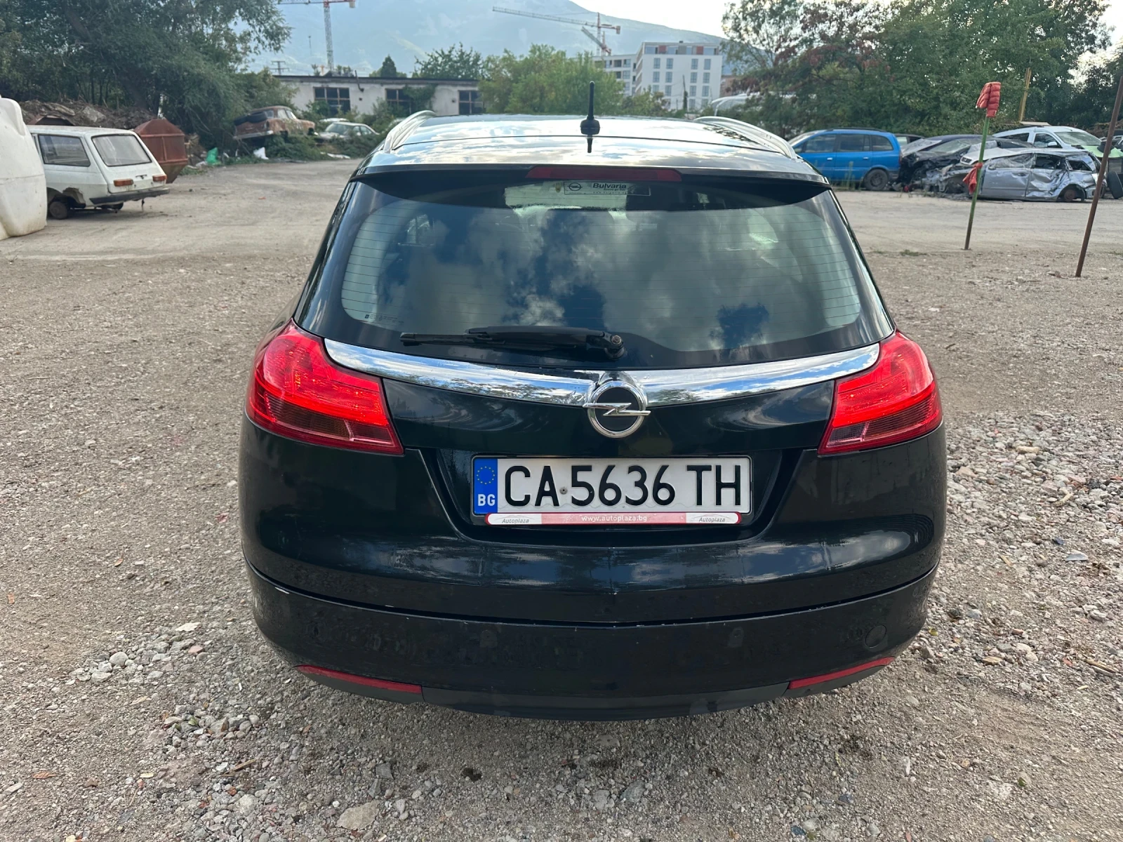Opel Insignia, снимка 5 - Автомобили и джипове - 55944482