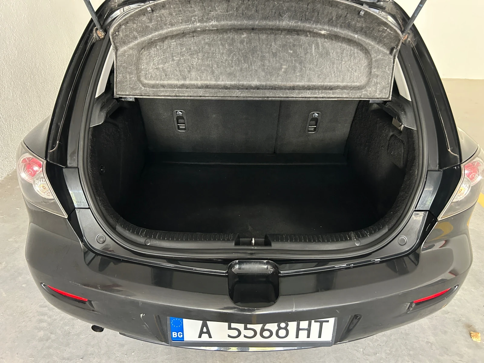 Mazda 3 1.6, снимка 13 - Автомобили и джипове - 56007853