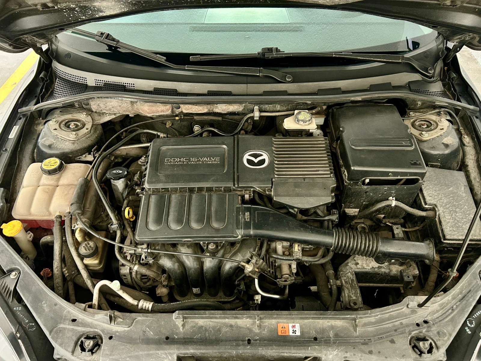 Mazda 3 1.6, снимка 16 - Автомобили и джипове - 56007853