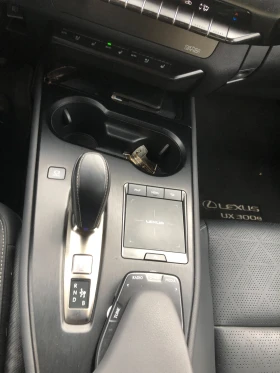 Lexus UX 300e Luxury, снимка 17