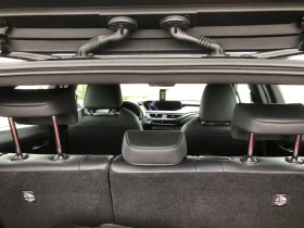 Lexus UX 300e Luxury, снимка 8