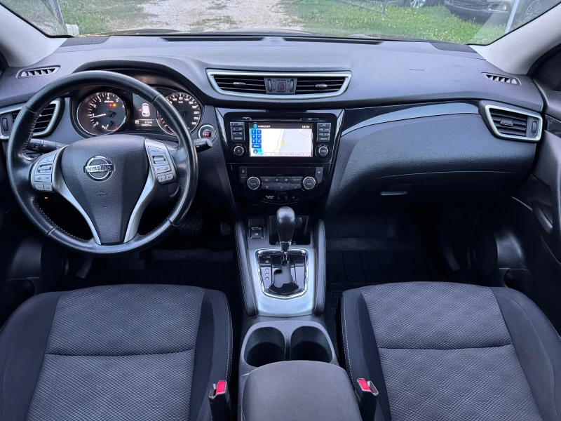 Nissan Qashqai 1.2T/ 136000км./ Автоматик/ Камери 360/ Навигация/, снимка 9 - Автомобили и джипове - 51651342
