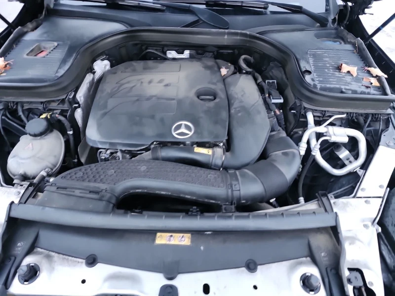 Mercedes-Benz GLC 300 AMG-line* 4Matic* Digital* Подгрев* Пано, снимка 15 - Автомобили и джипове - 53024577