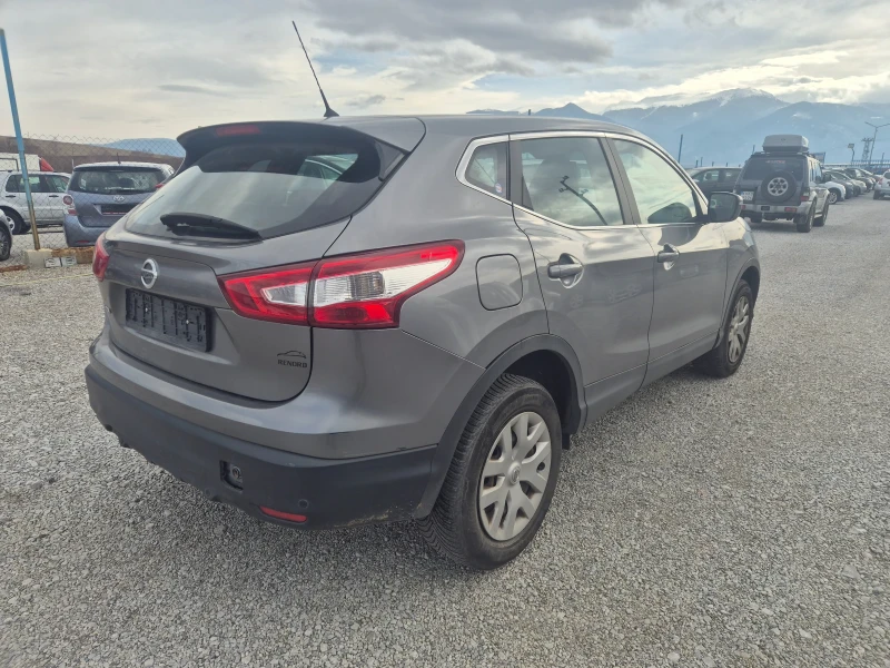 Nissan Qashqai 1.2 е6, снимка 4 - Автомобили и джипове - 53366555
