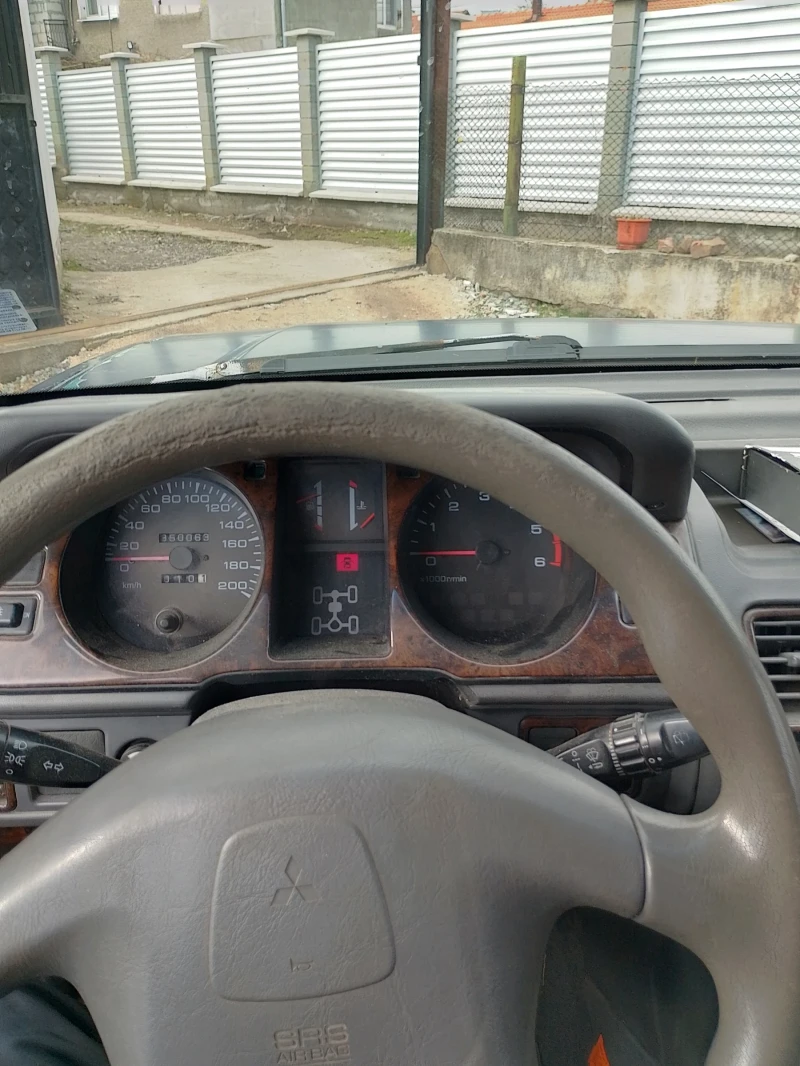 Mitsubishi Pajero, снимка 2 - Автомобили и джипове - 53443665