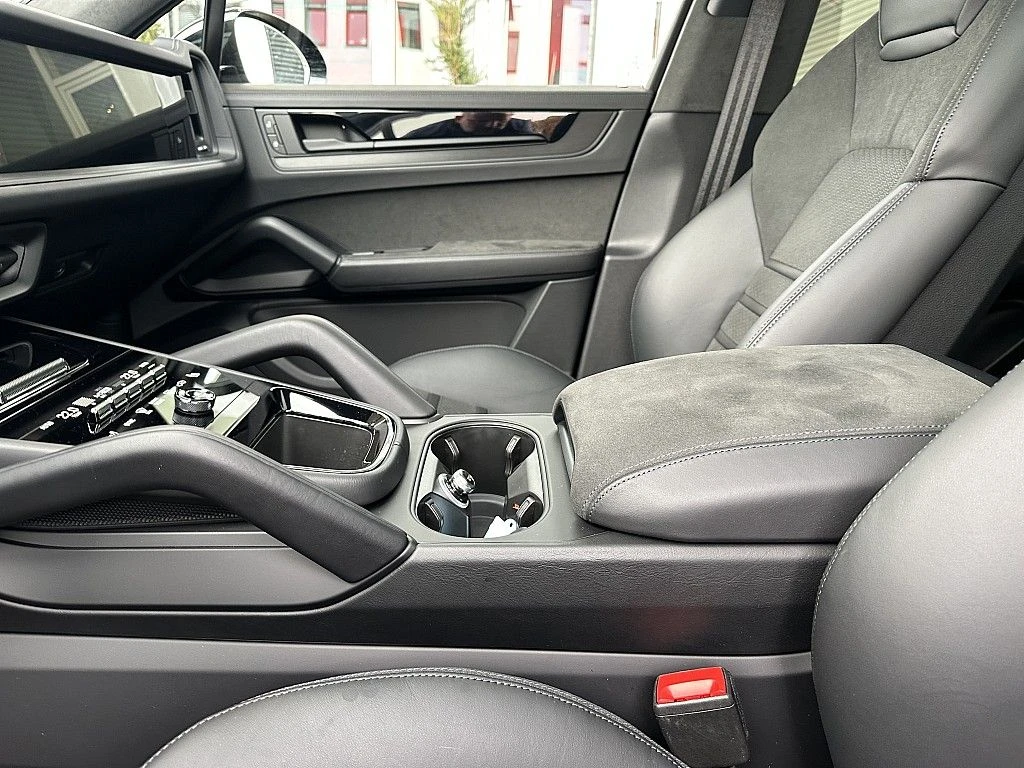 Porsche Cayenne GTS COUPE/FACELIFT/SPORT CHRONO/BOSE/HEAD UP/21 - изображение 9