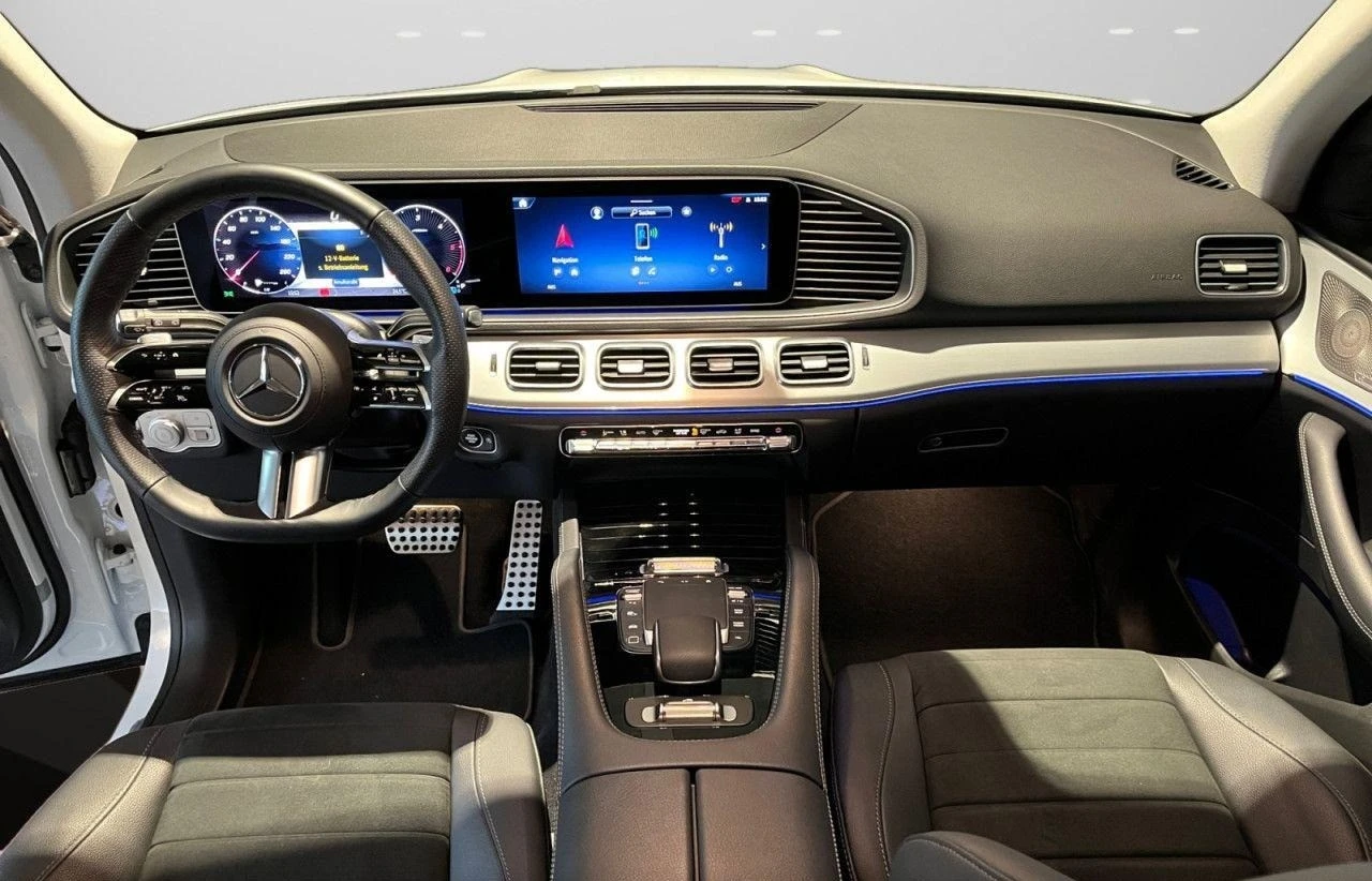 Mercedes-Benz GLE 300 D 4-MATIC AMG BURMSTER PANORAMA AIRMATIC 360 - изображение 6
