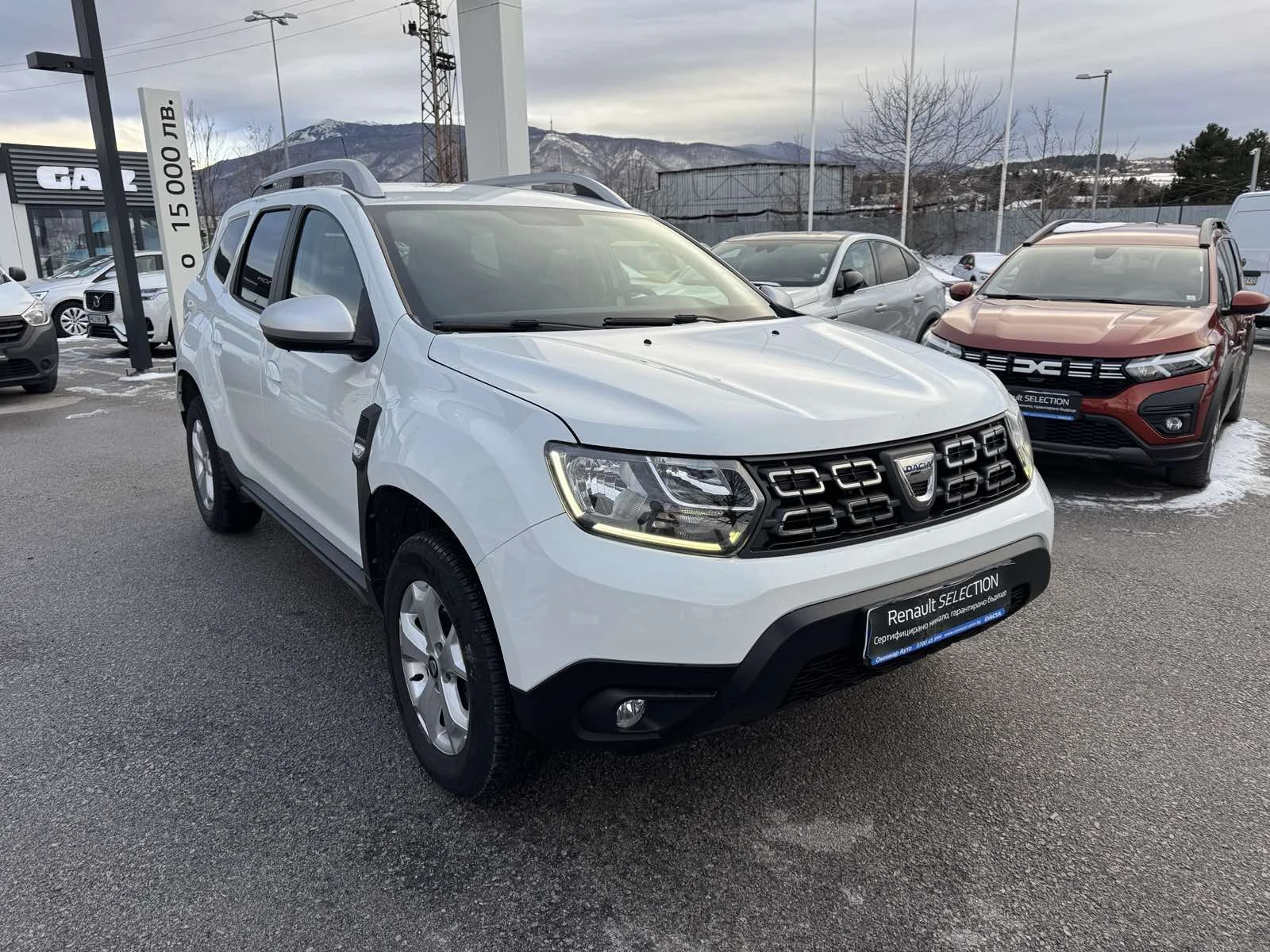 Dacia Duster 1.5 Dci 4x2 N1 - изображение 8
