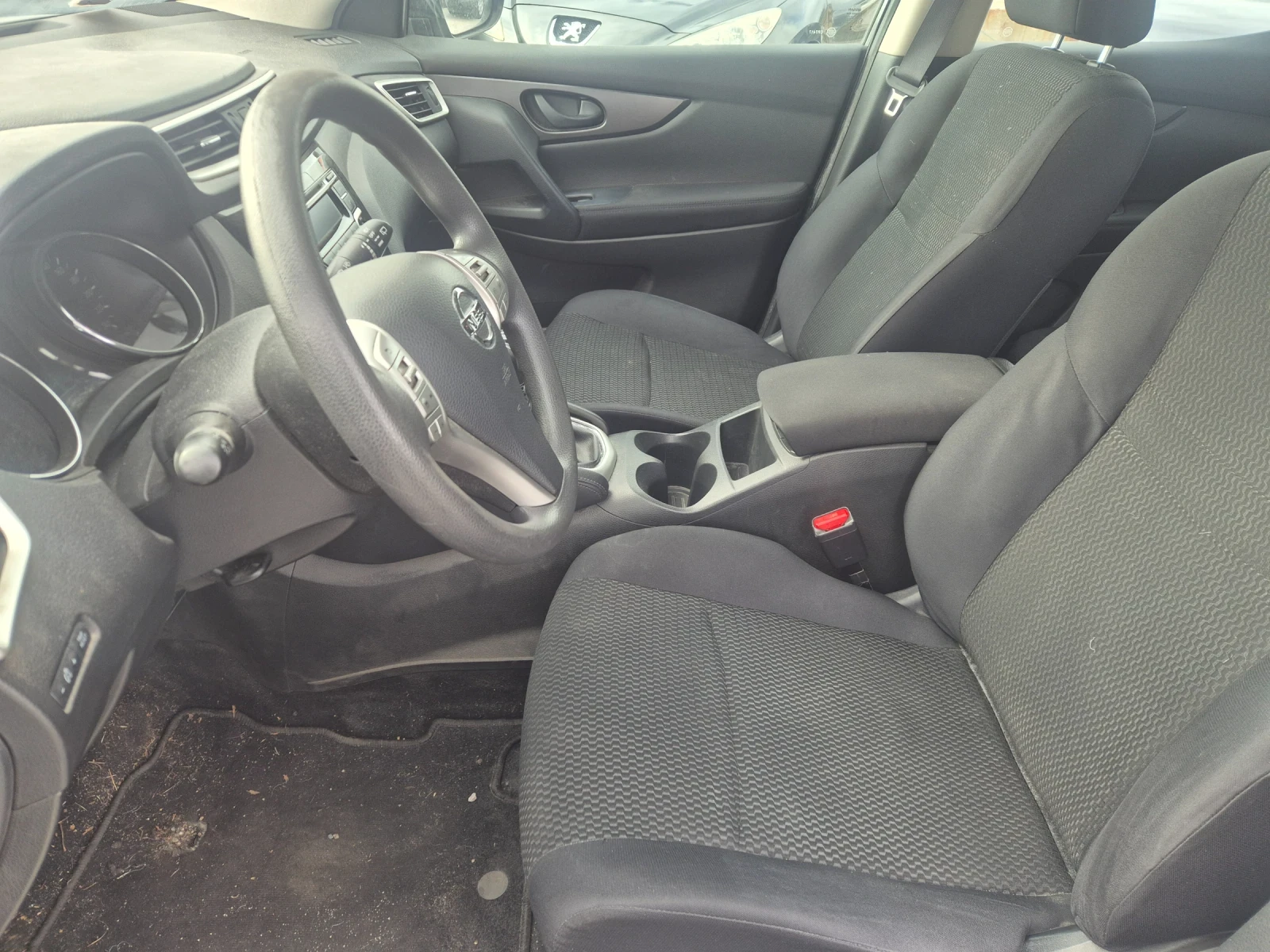 Nissan Qashqai 1.2 е6 - изображение 8