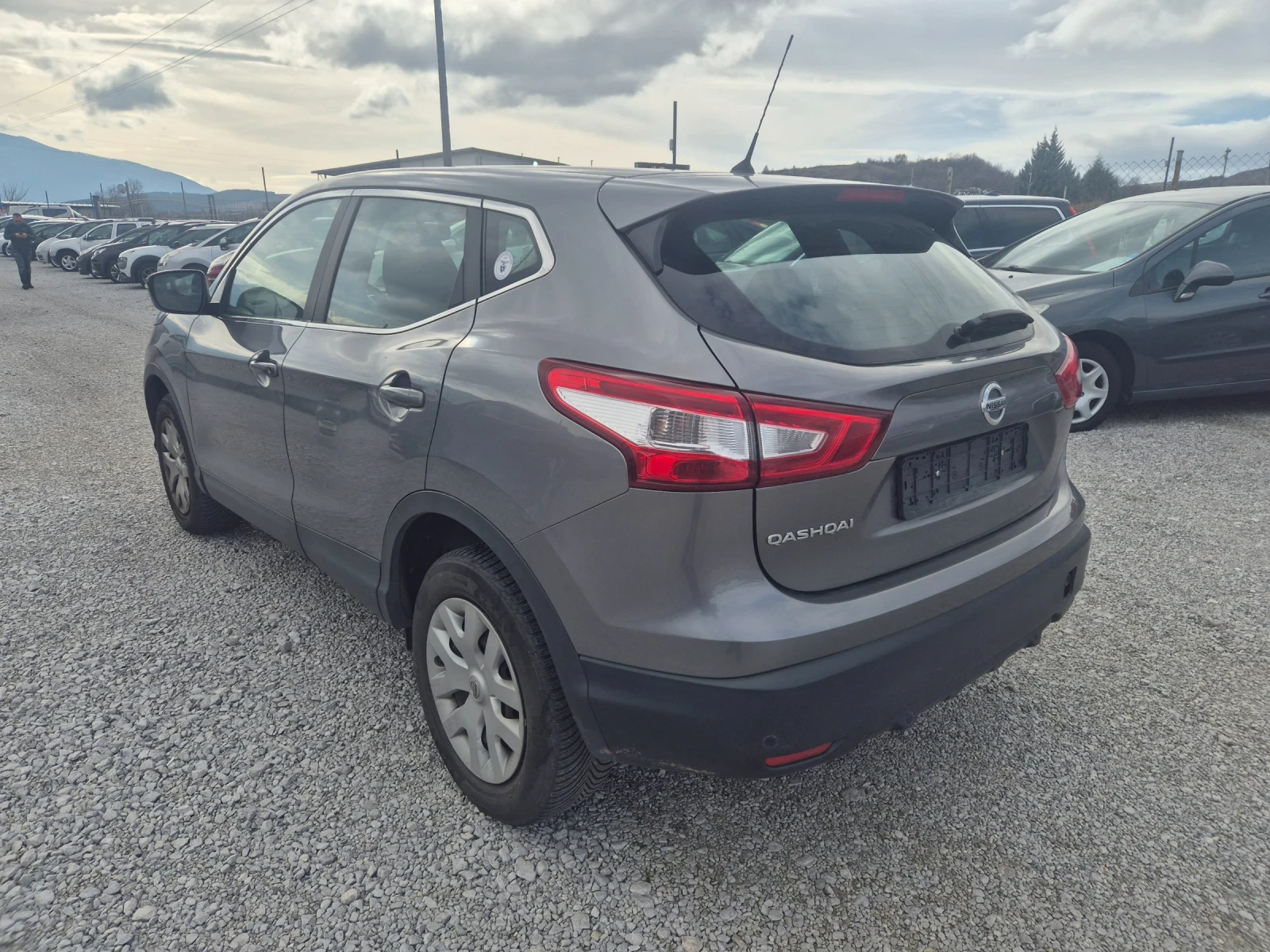Nissan Qashqai 1.2 е6 - изображение 5