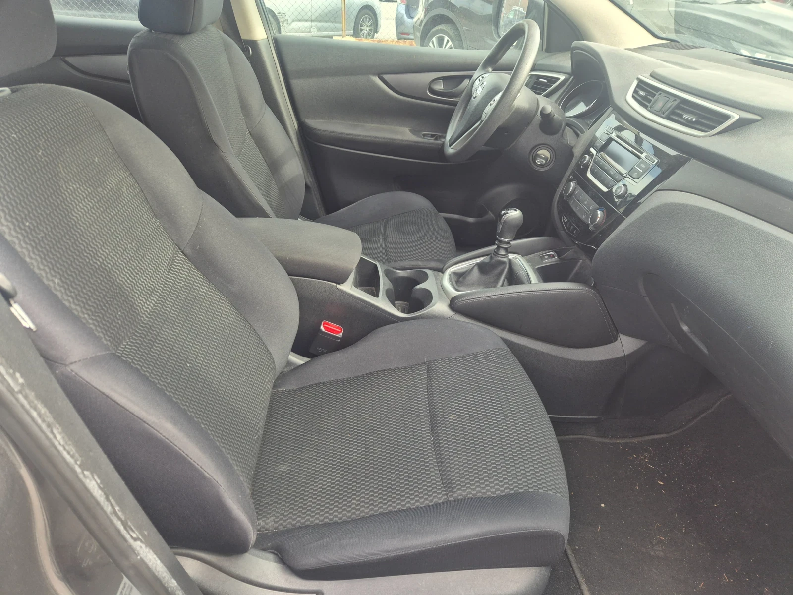 Nissan Qashqai 1.2 е6 - изображение 9