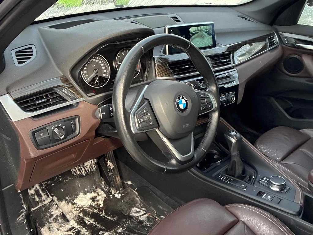 BMW X1 * xDrive28i * Head-up * Подгреви * Pano * Carfax - изображение 5