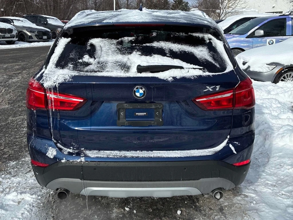 BMW X1 * xDrive28i * Head-up * Подгреви * Pano * Carfax - изображение 4