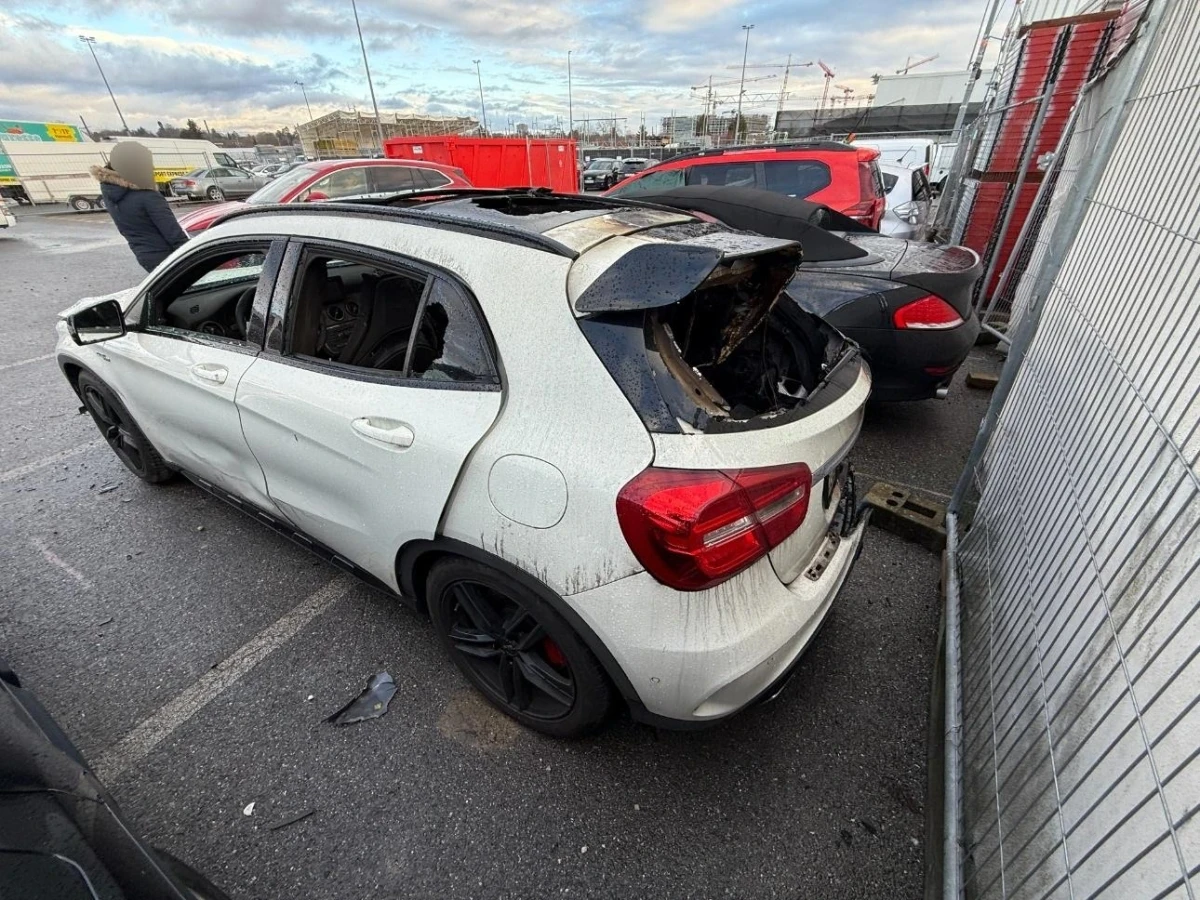 Mercedes-Benz GLA 45 AMG  - изображение 5