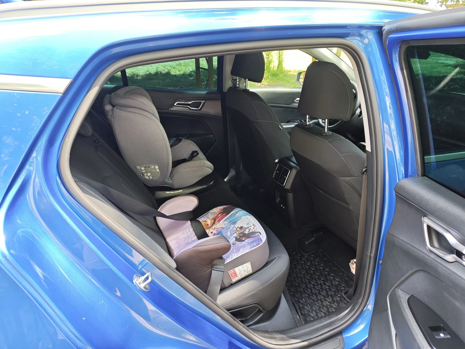Kia Sportage 1.6GDI 2AW Auto, снимка 9 - Автомобили и джипове - 54572986