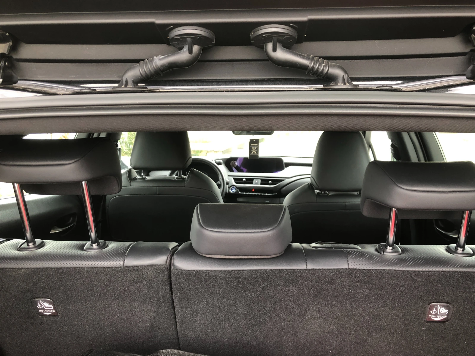 Lexus UX 300e Luxury, снимка 8 - Автомобили и джипове - 54605174