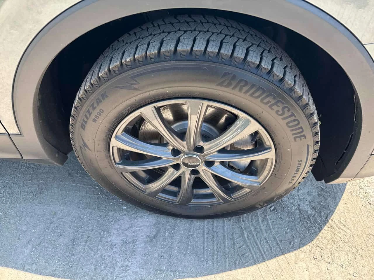 VW Tiguan * 4MOTION * АВТОКРЕДИТ БЕЗ ПЪРВОНАЧАЛНА ВНОСКА* , снимка 7 - Автомобили и джипове - 54842224