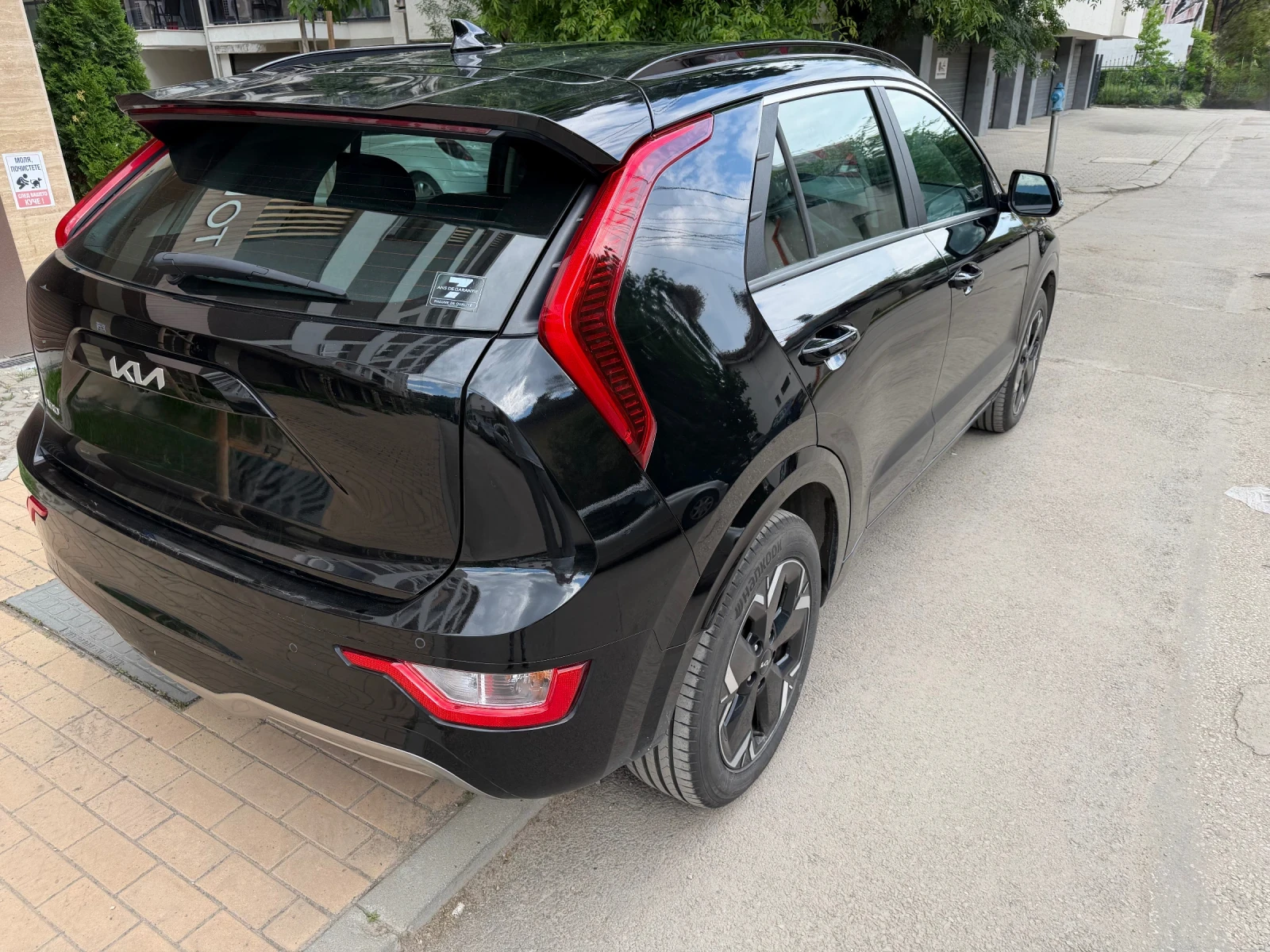 Kia Niro 65kWh регистриран, снимка 6 - Автомобили и джипове - 54954279