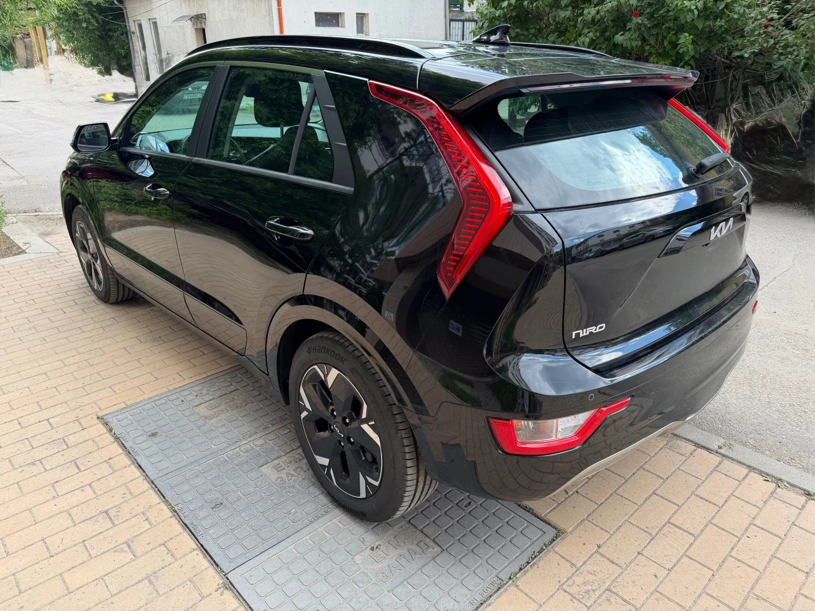 Kia Niro 65kWh регистриран, снимка 5 - Автомобили и джипове - 54954279