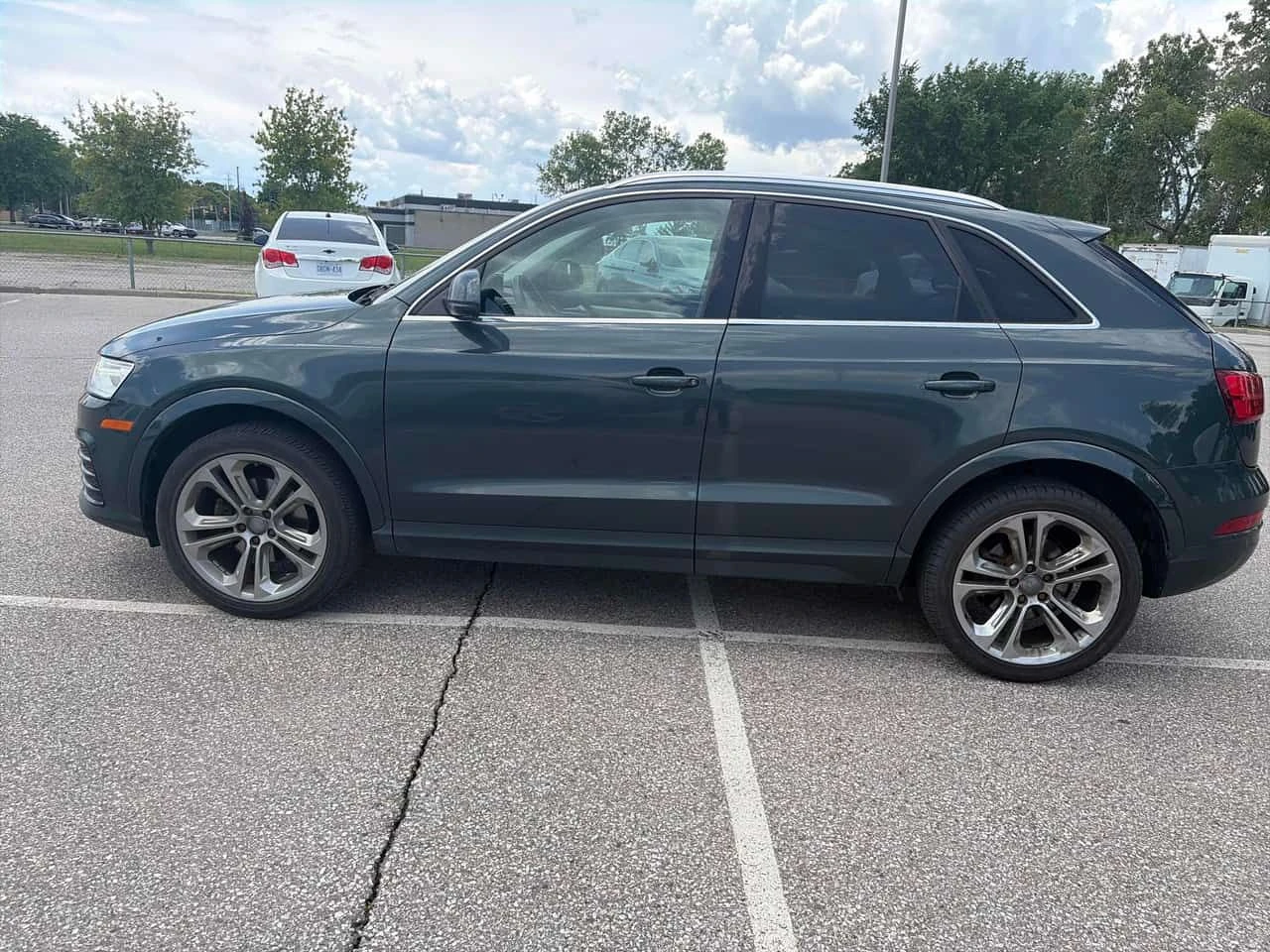 Audi Q3 * Progressiv * АВТОКРЕДИТ БЕЗ ПЪРВОНАЧАЛНА ВНОСКА*, снимка 2 - Автомобили и джипове - 55025149