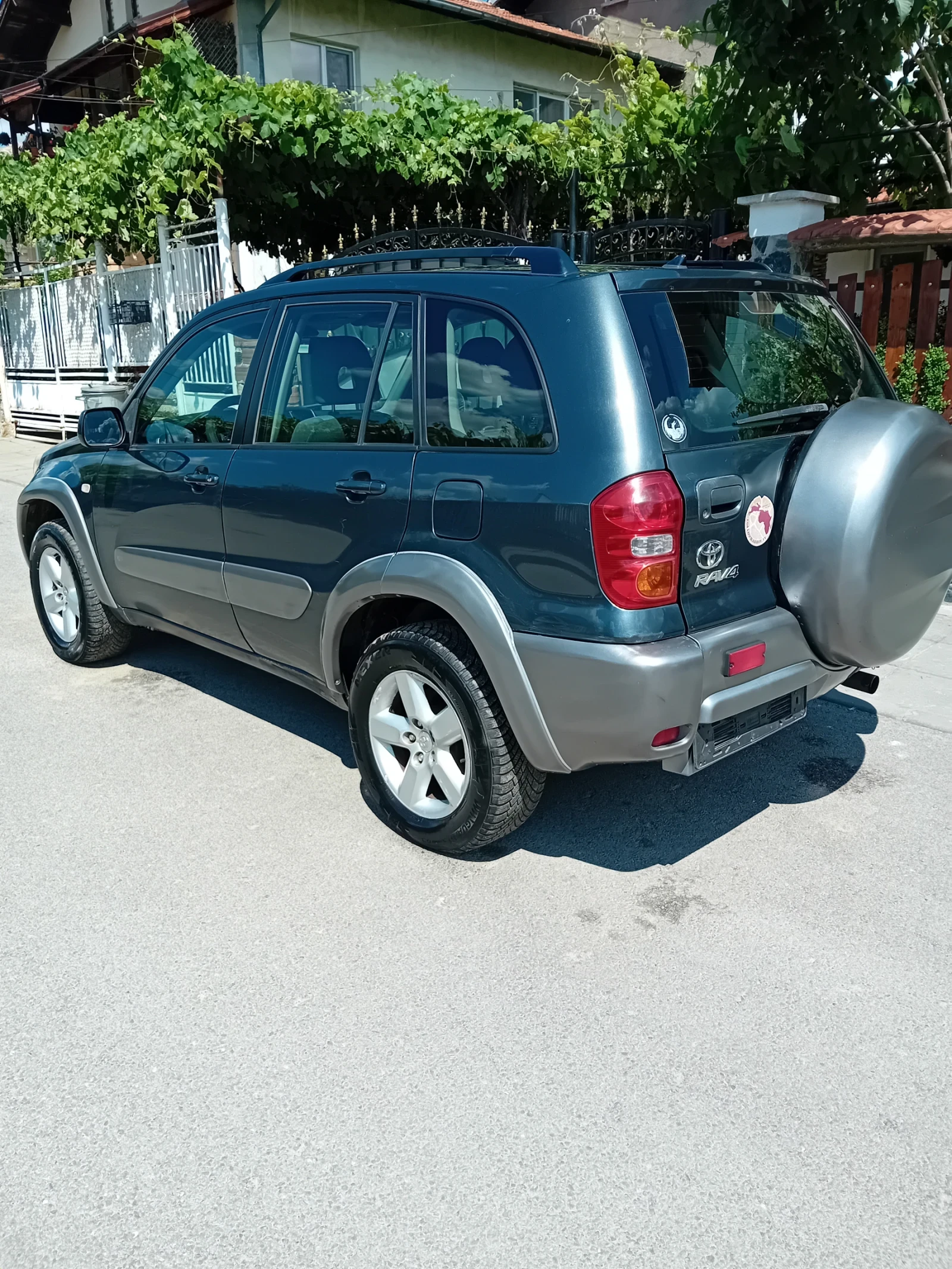 Toyota Rav4 D4D, снимка 7 - Автомобили и джипове - 55079115