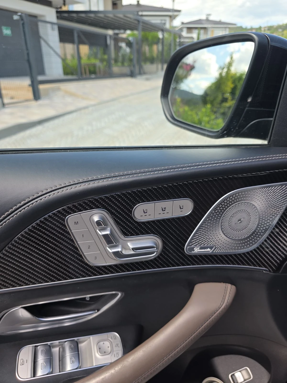 Mercedes-Benz GLS 63 AMG Електричество, снимка 10 - Автомобили и джипове - 55617803