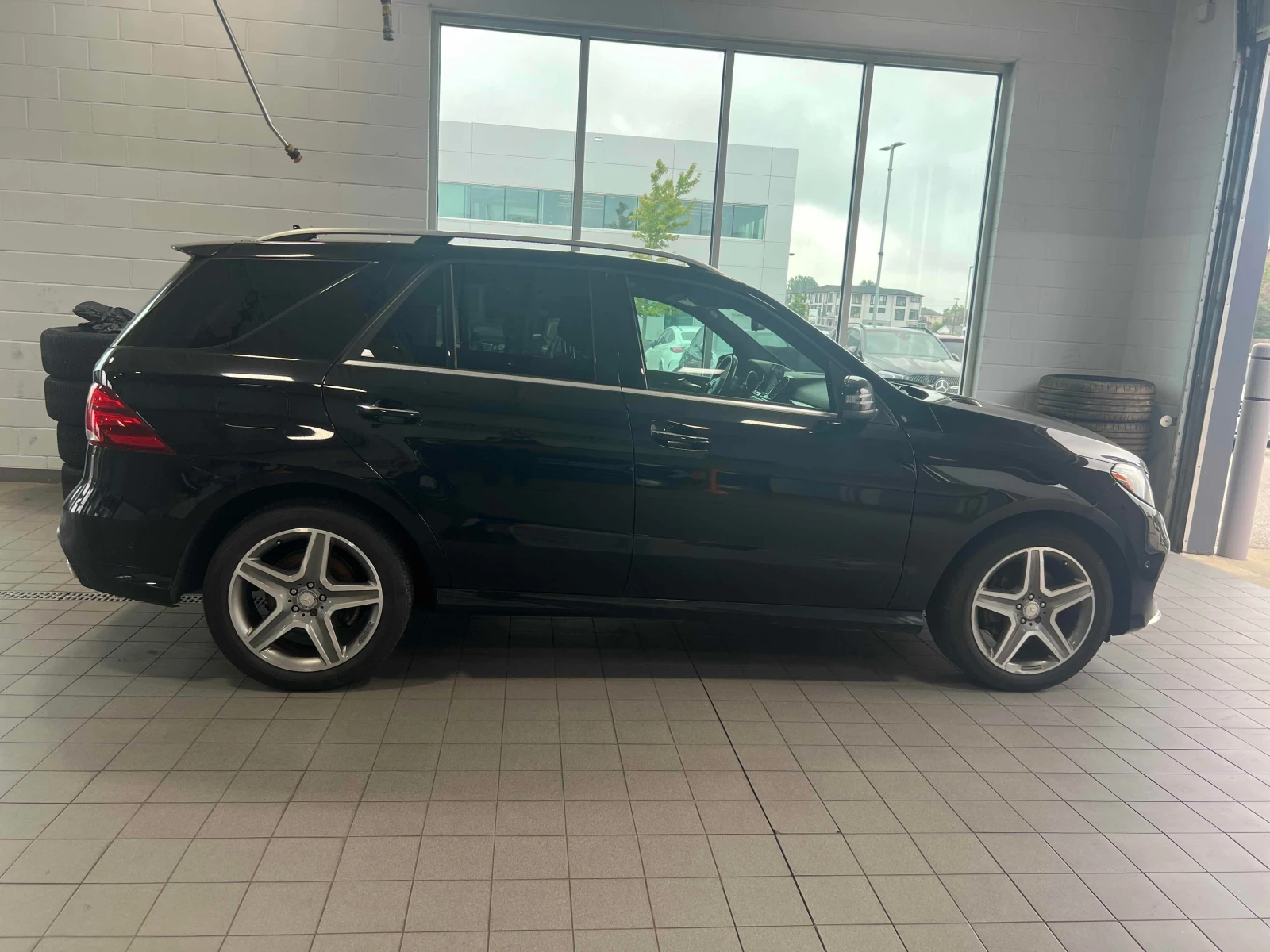 Mercedes-Benz GLE * 350d * CARFAX * ЦЕНА ДО БГ, снимка 3 - Автомобили и джипове - 55872473