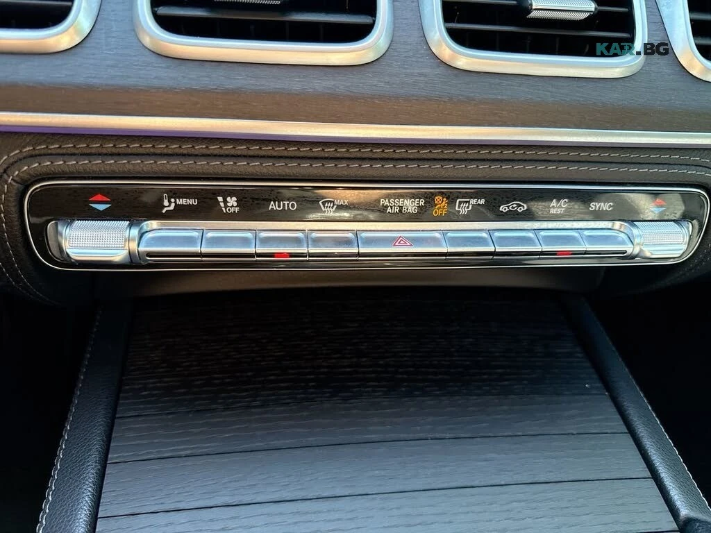 Mercedes-Benz GLE 350 AMG* 4MATIC* BURMESTER* PANO* ПОДГРЕВ* КАМЕРА* , снимка 15 - Автомобили и джипове - 55923009