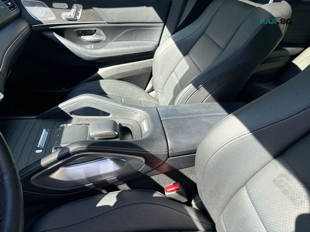 Mercedes-Benz GLE 350 AMG* 4MATIC* BURMESTER* PANO* ПОДГРЕВ* КАМЕРА* , снимка 16 - Автомобили и джипове - 55923009