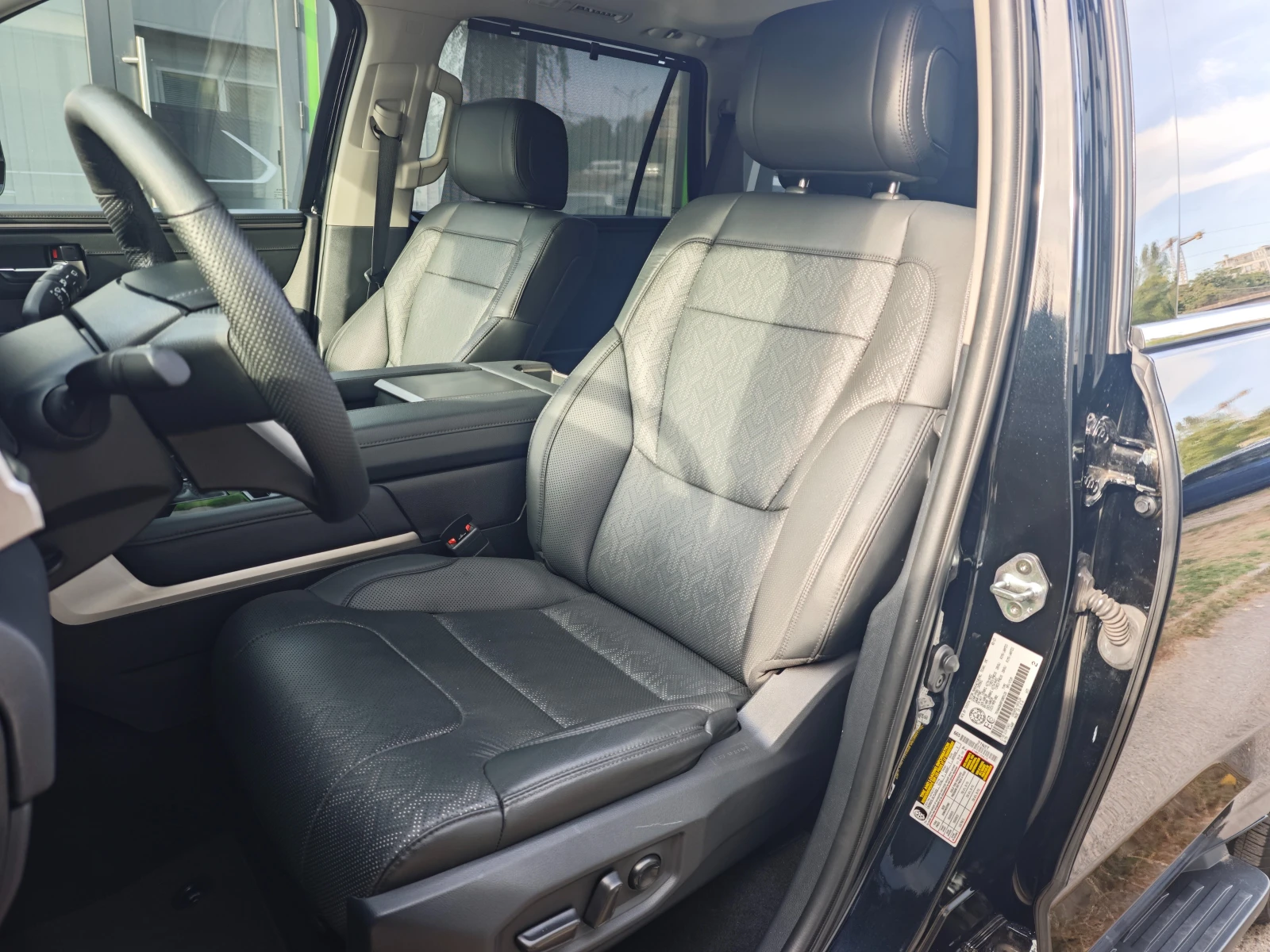 Toyota Sequoia Limited i-FORCE MAX Full Hybrid 4WD 23000km | Mobile.bg � ����������� 14