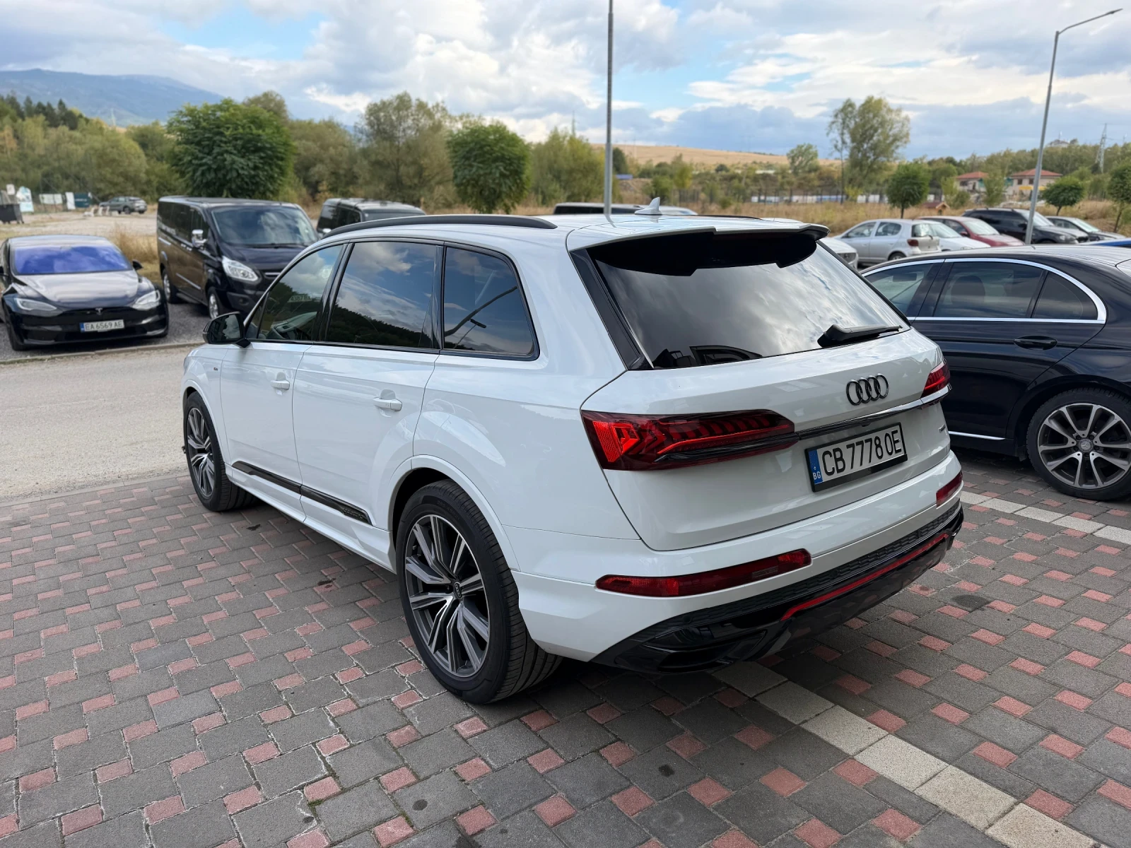 Audi Q7 3.0 b 286k Mild Hybrid, снимка 3 - Автомобили и джипове - 56301288
