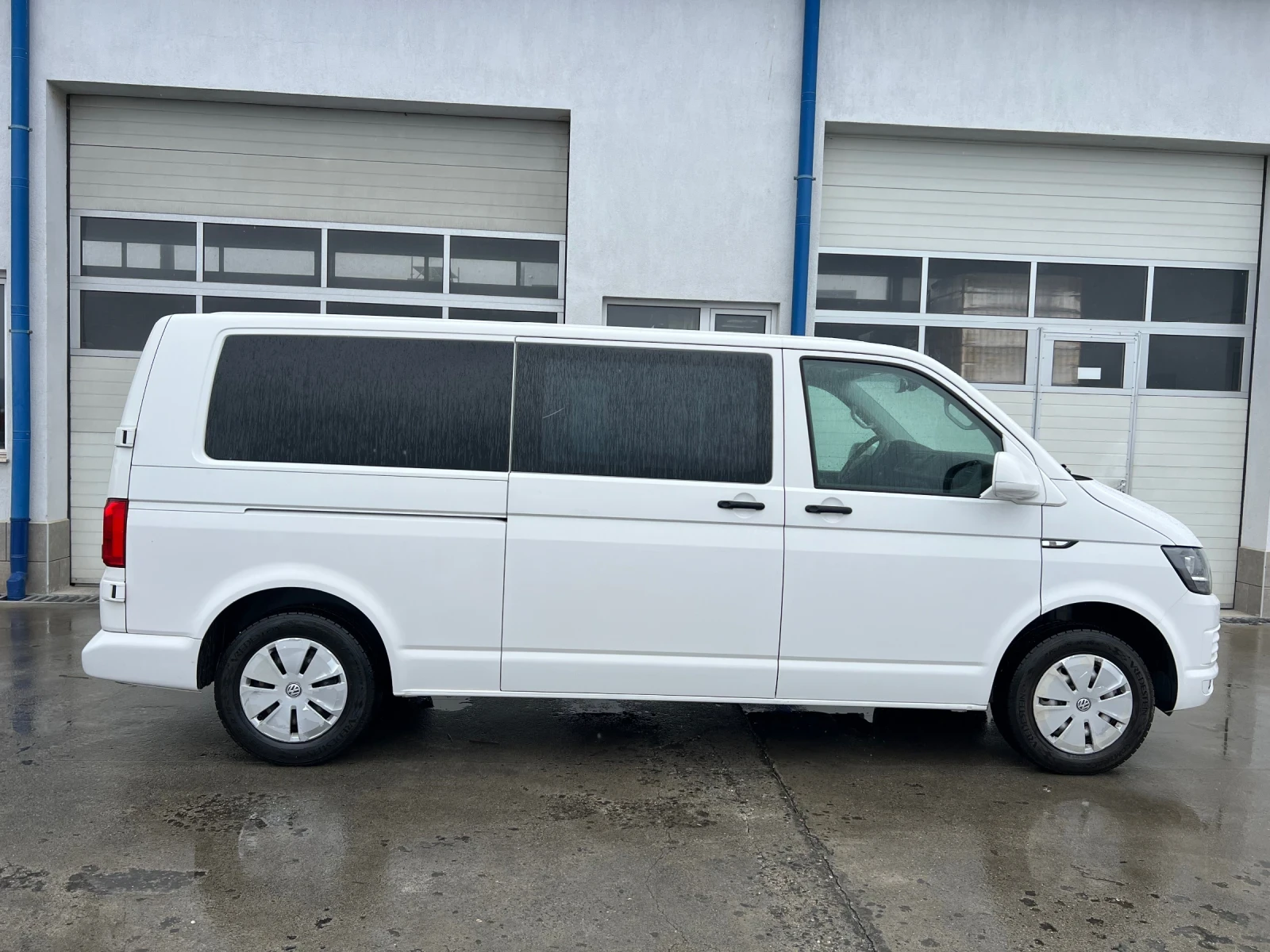 VW Transporter T6 / Товаропътнически / LONG / Климатроник , снимка 4 - Бусове и автобуси - 54067506