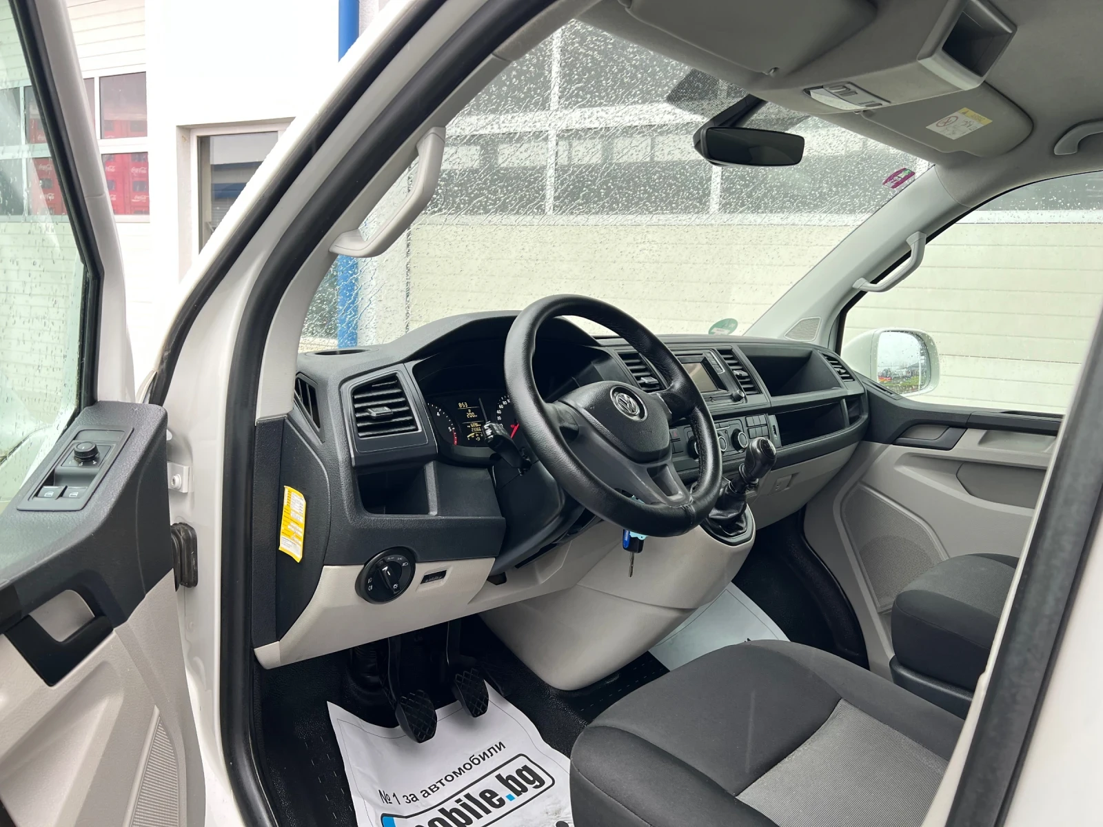VW Transporter T6 / Товаропътнически / LONG / Климатроник , снимка 15 - Бусове и автобуси - 54067506