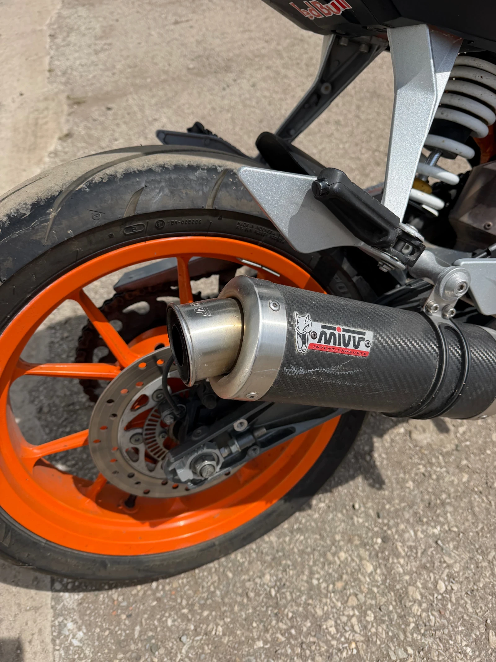 Ktm Duke 390 2014, снимка 8 - Мотоциклети и мототехника - 54623233
