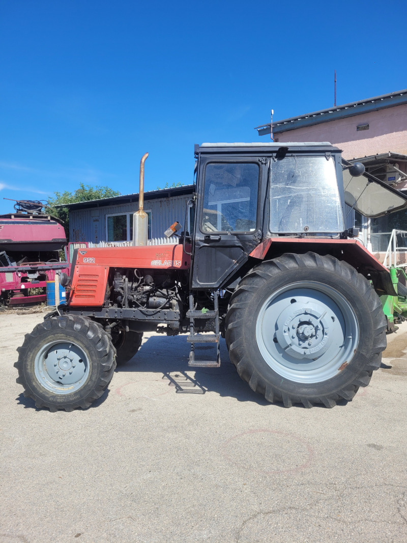 Трактор Беларус МТЗ 952, снимка 1 - Селскостопанска техника - 46430814