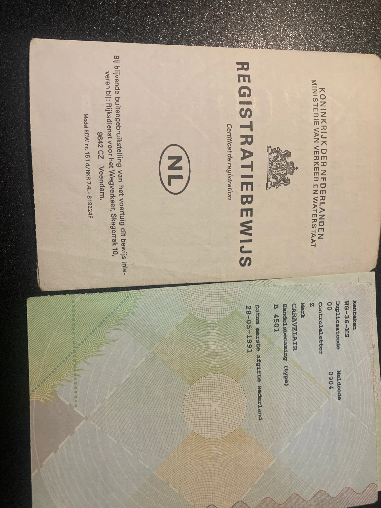 Каравана Caravelair Bamba 460TD Luxe, снимка 9 - Каравани и кемпери - 54072019