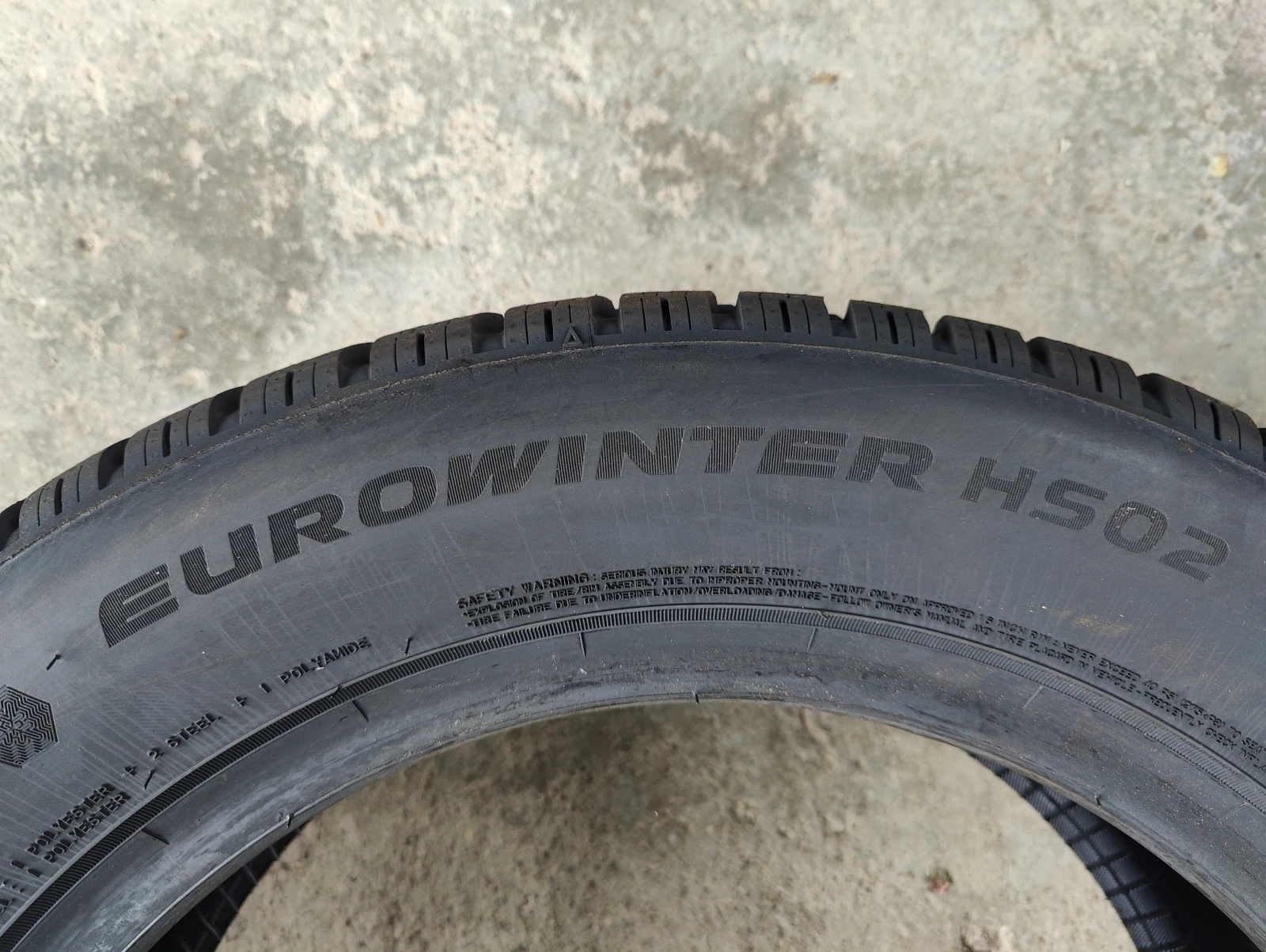 Гуми Зимни 205/55R16, снимка 8 - Гуми и джанти - 55162483