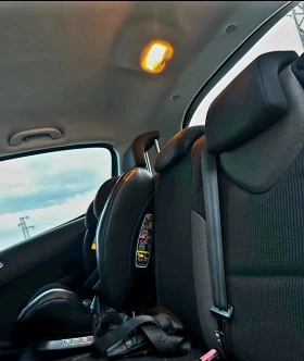 Peugeot 308 2.0 HDI, 6скорости, хечбек, снимка 12